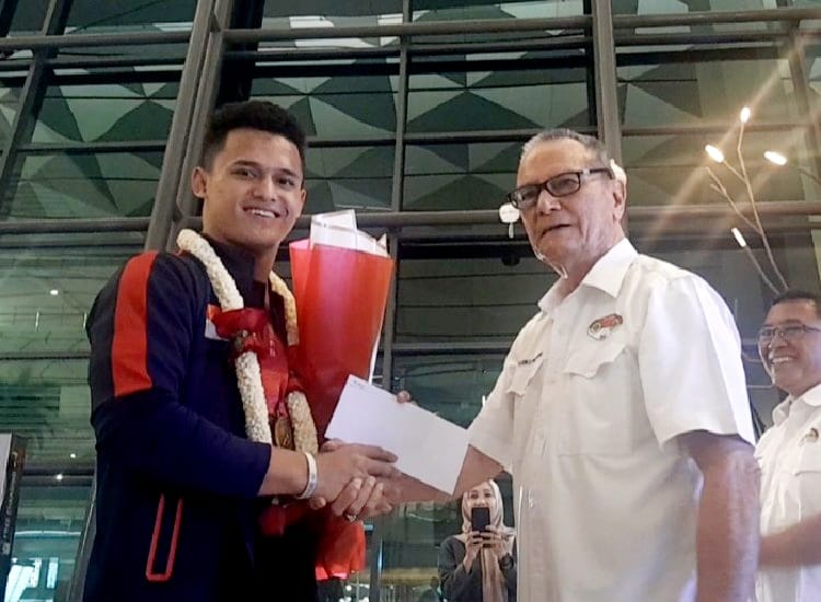 Tim Angkat Besi Indonesia Raih Lima Medali Kejuaraan Dunia 2025, Modal Menuju Olimpiade 2028