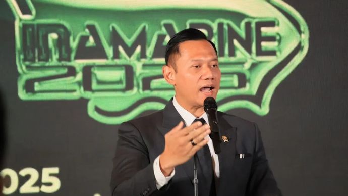 Buka Indonesia Railway Conference 2025, Menko AHY: Kereta dan Laut Harus Terhubung