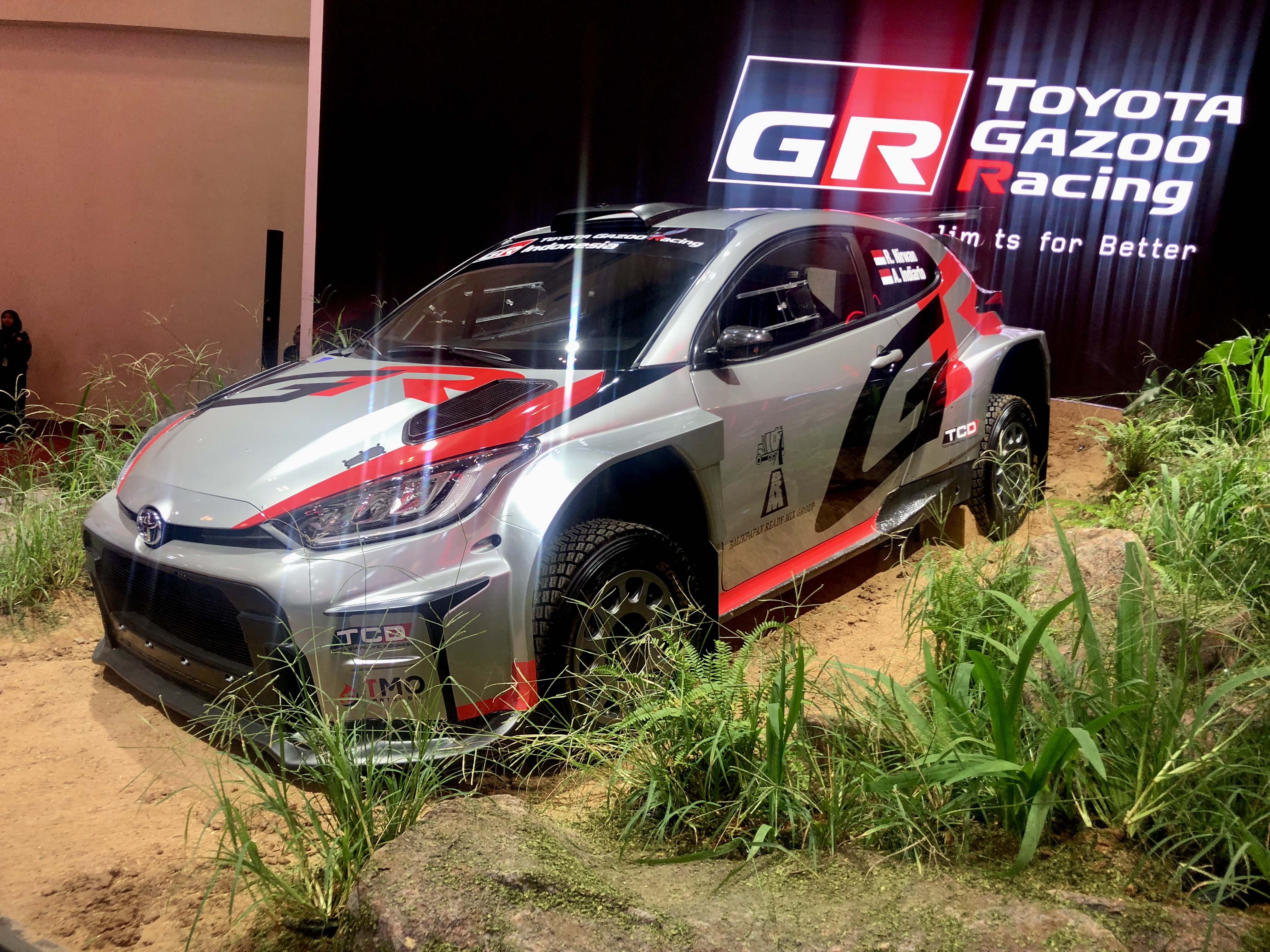 Toyota Gazoo Racing Rilis GR Yaris Rally2 dan Corolla Altis HEV GR Sport di GIIAS 2025