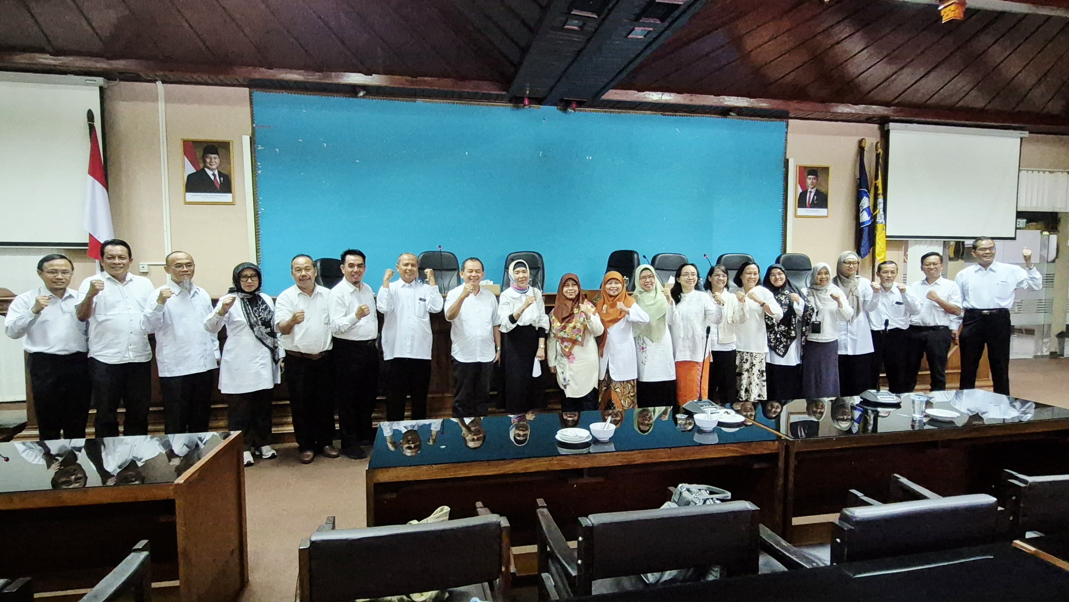 UNS Kukuhkan 19 Guru Besar Baru di Bulan Kemerdekaan