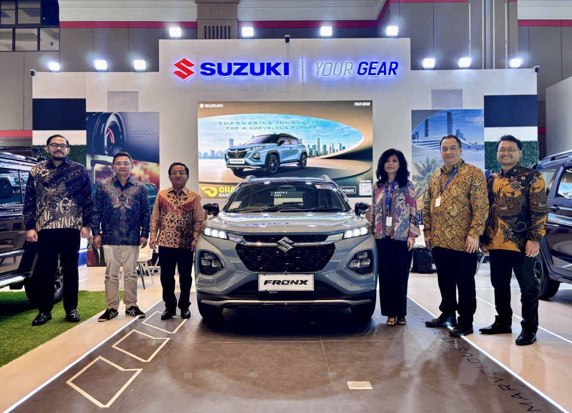 Suzuki Tampilkan Teknologi Hybrid dan Promo Menggiurkan di GIIAS Bandung 2025