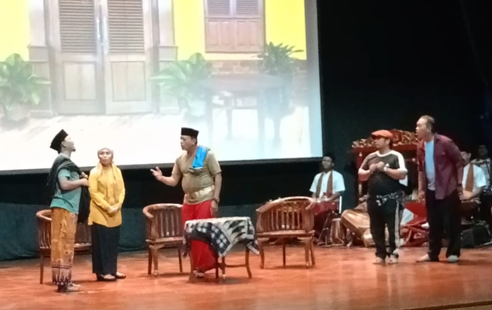Lenong Preman dan Buleng Meriahkan Pekan Sastra Betawi 2025 di TIM
