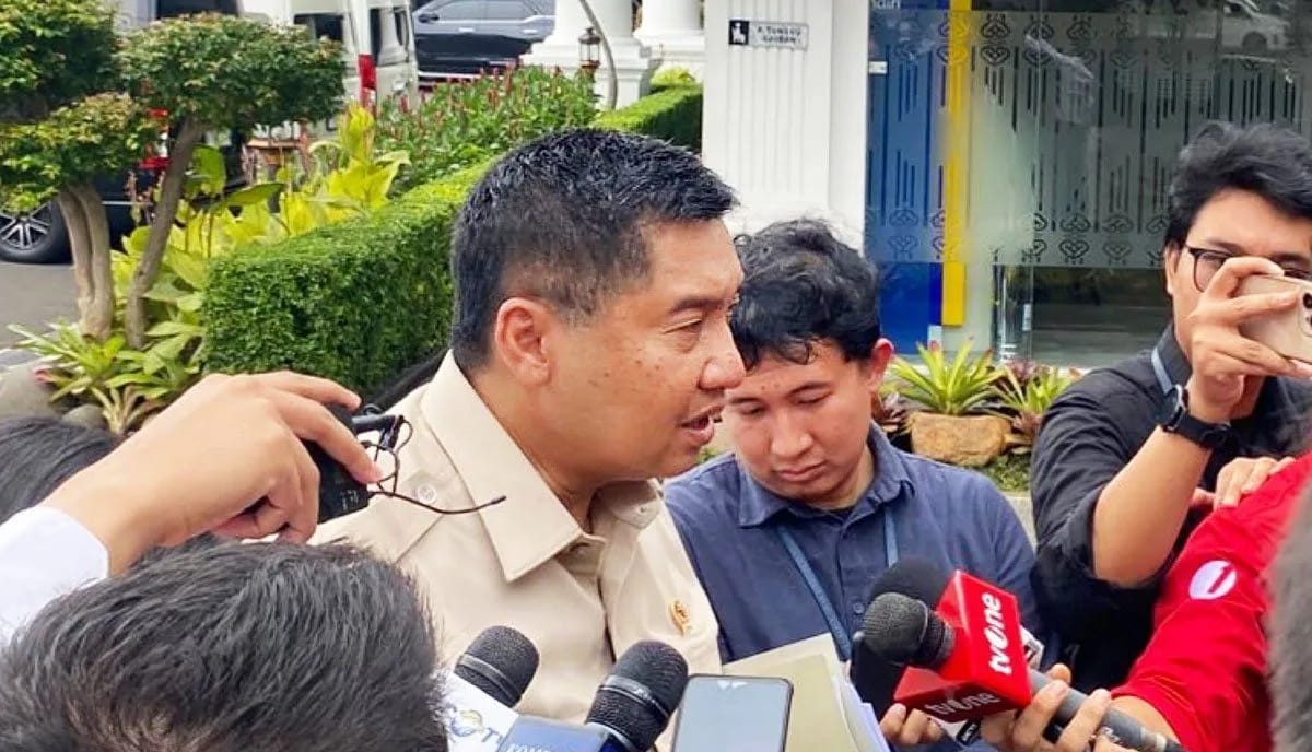 Presiden Prabowo Ratas Bahas Pembangunan Hunian di Bantaran Rel