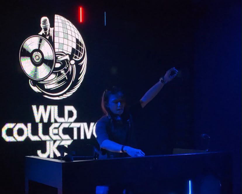 DJ Diandr4 Tampil dengan Set Breakbeat di Anak Kemang Cafe